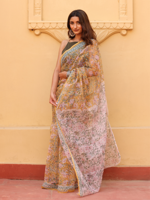 Radiant Golden Yellow Kota Doria Saree – Light, Breezy & Elegantly Traditional